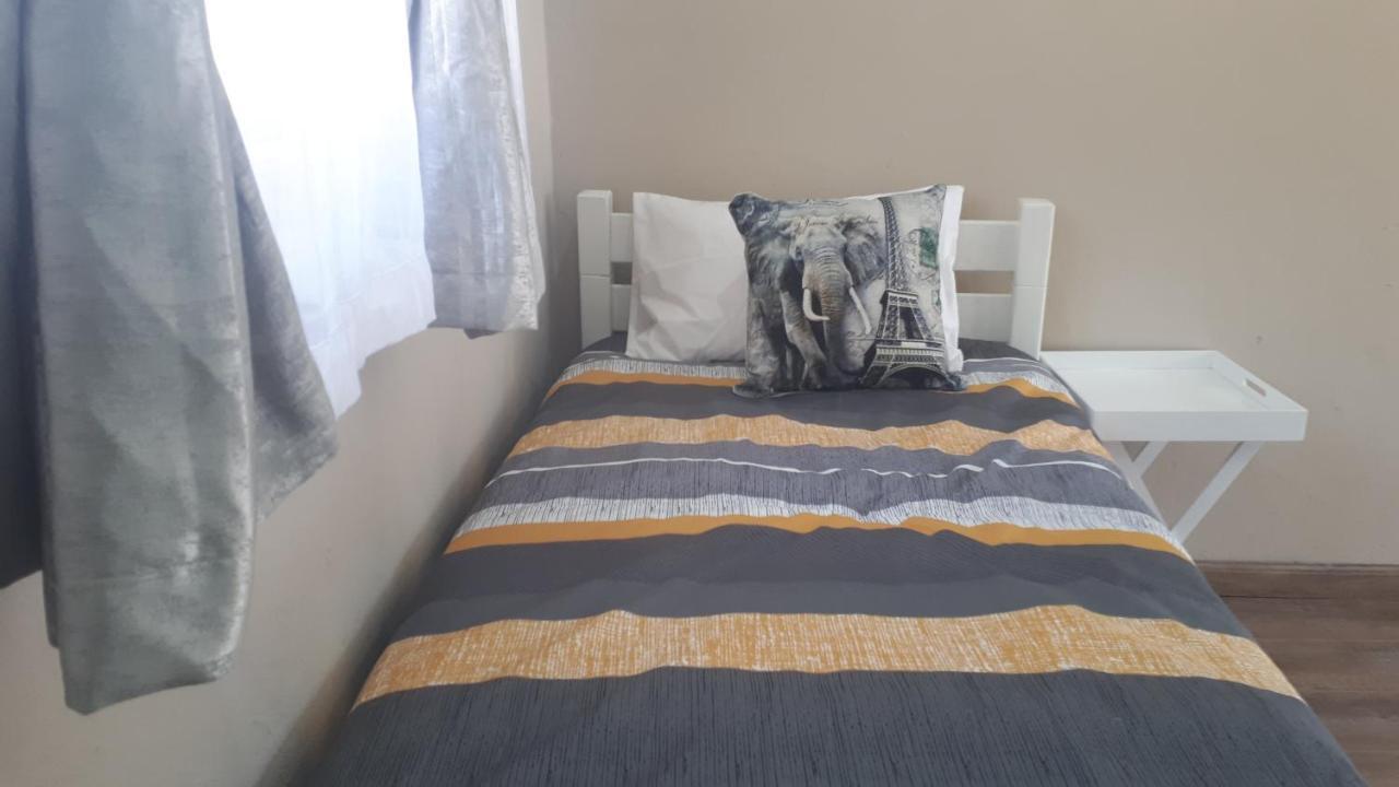 Relax In Aberdeen Johannesbourg Chambre photo
